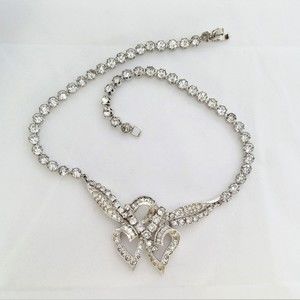 Meet your Posher, Brit